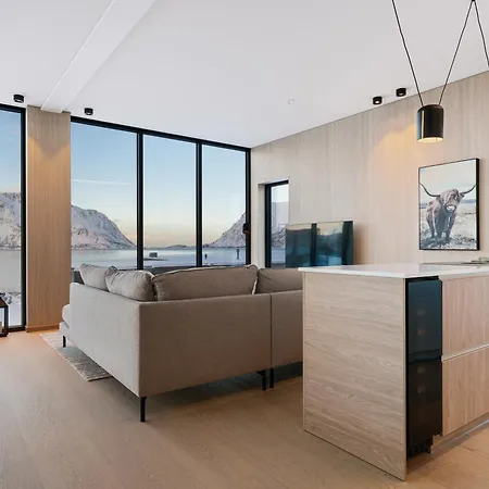 Ferienhaus Nydelig I Unike Lofoten I Naerheten Av Henningsvaer! Lyngværet