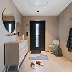 別荘 Nydelig I Unike Lofoten I Naerheten Av Henningsvaer! *